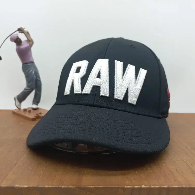 Taylor Made 테일러메이드 RAW 투어 골프 스냅백 모자 블랙