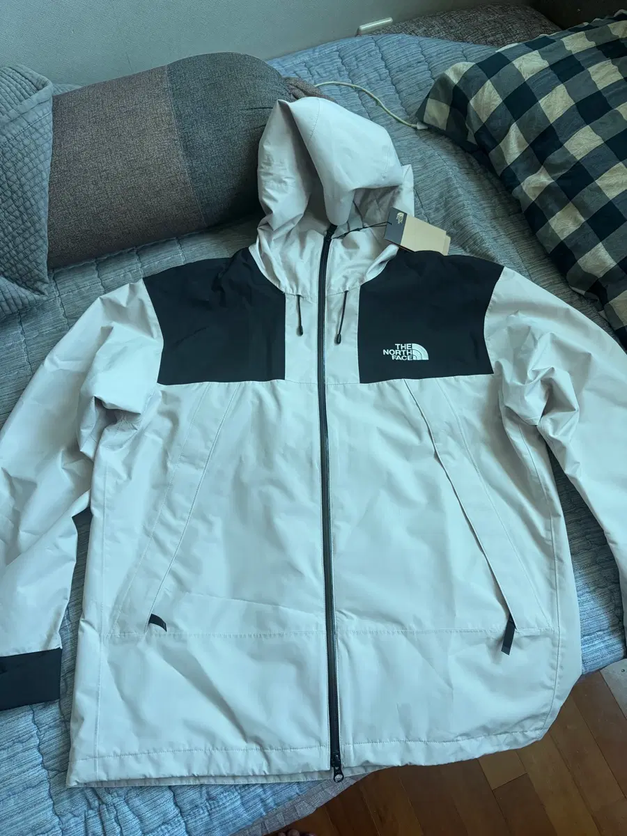 (새상품) 노스페이스 바람막이 XL