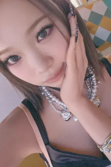 LE SSERAFIM 일반 버전 초회 프레스 CHAEWON DIFFERENT 일본반