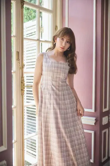 Herlipto Paddington Long Dress XS