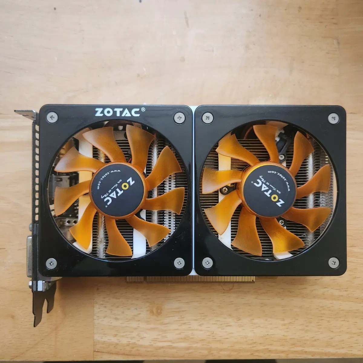 조탁 GTX 670 2GB 지포스 그래픽카드