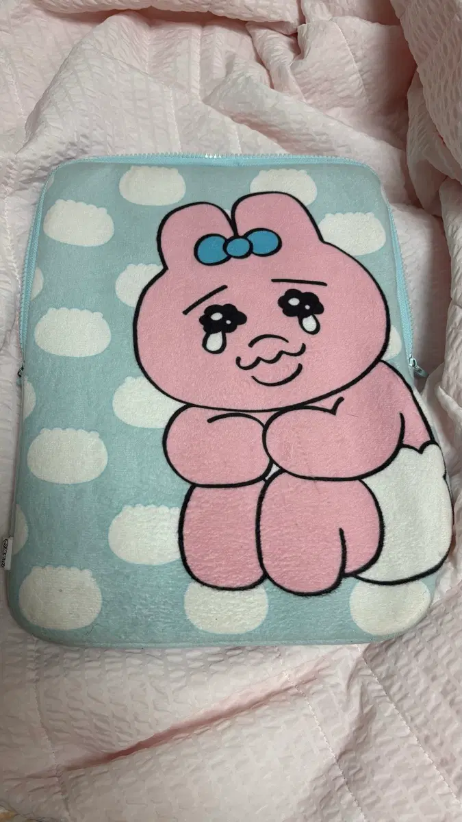 빤쮸토끼/ 오빤쮸우사기 노트북파우치
