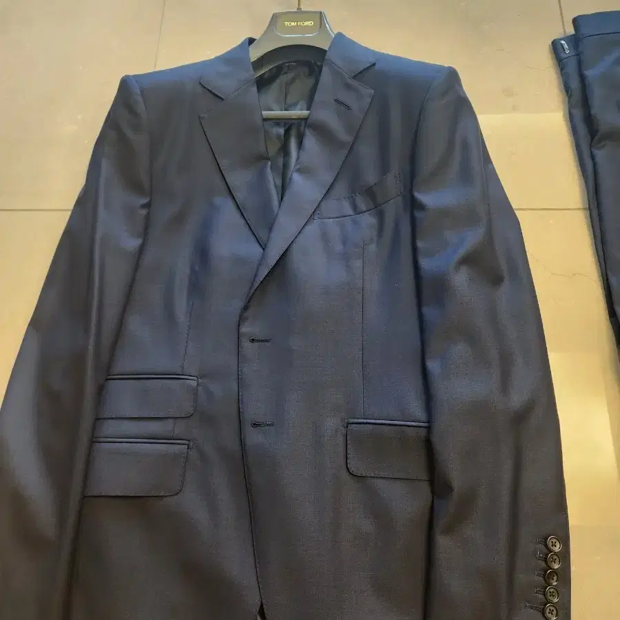 톰포드 오코너핏  네이비 수트