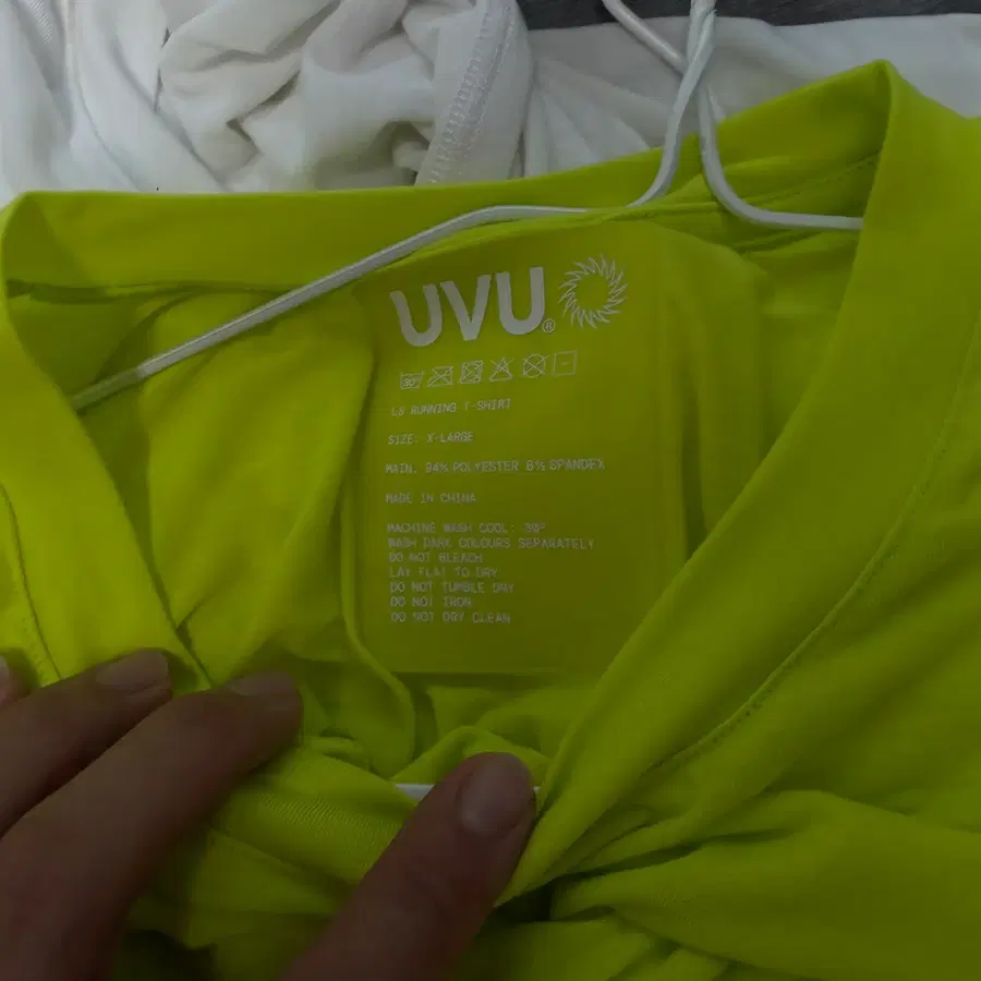 UVU 롱슬리브 볼트 XL