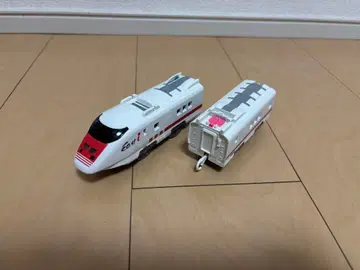 프라레일 E926계 East i 2량 세트