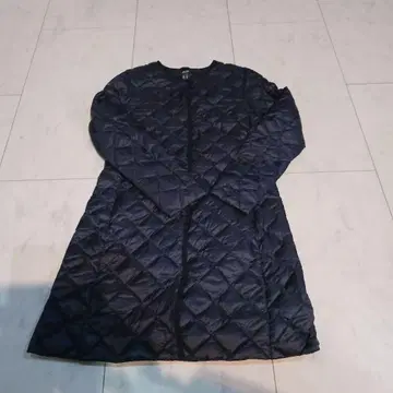 UNIQLO 울트라 라이트 다운 퀼팅 코트 네이비 XL