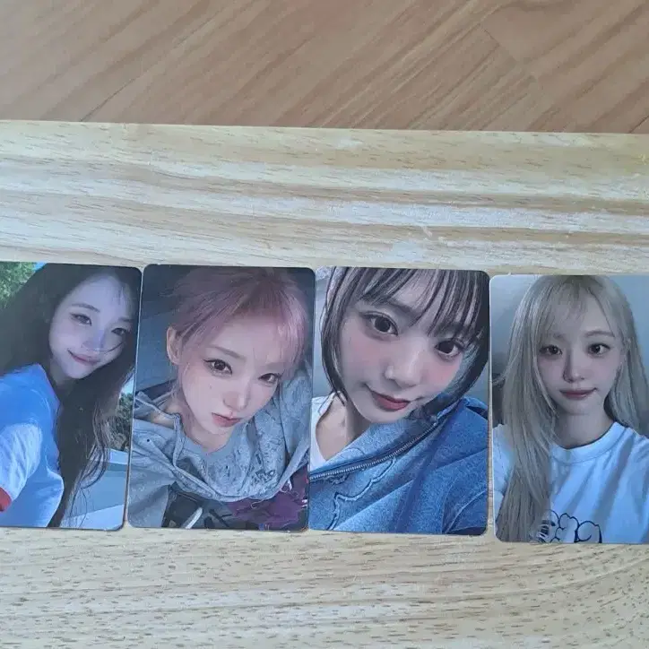 QWER 포토카드 4종 세트
