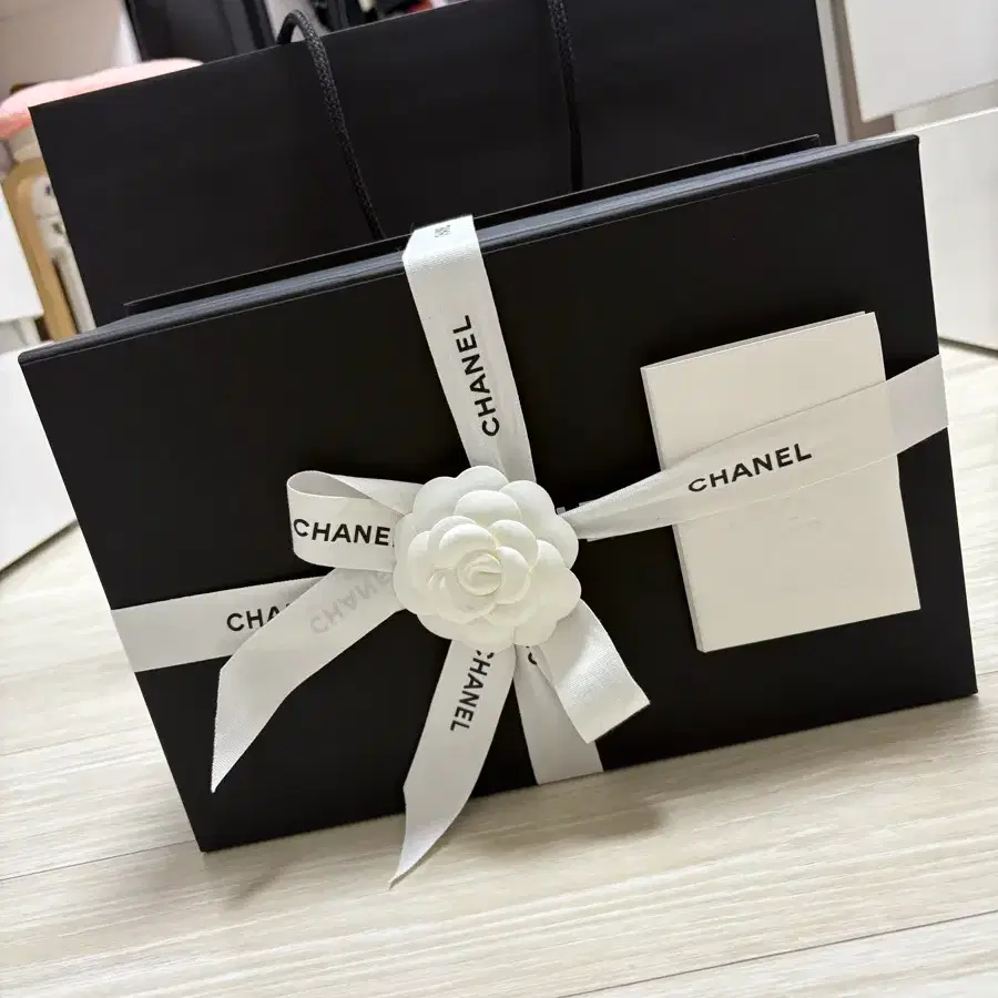 샤넬 뉴미니 탑핸들