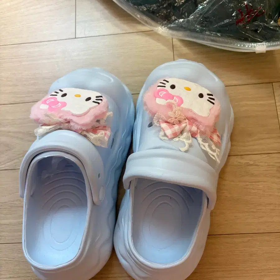 헬로키티 슬리퍼