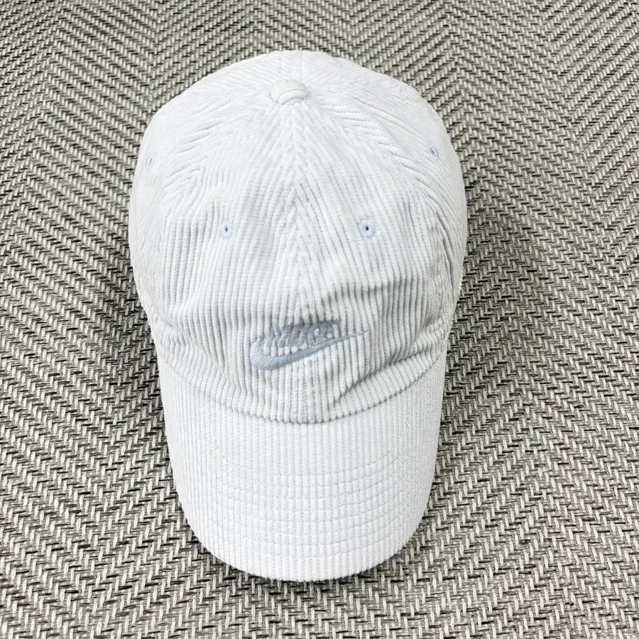 (F)나이키 코듀로이 볼캡 스카이블루