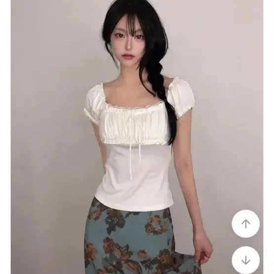 에이블리 레이스 퍼프 반팔티