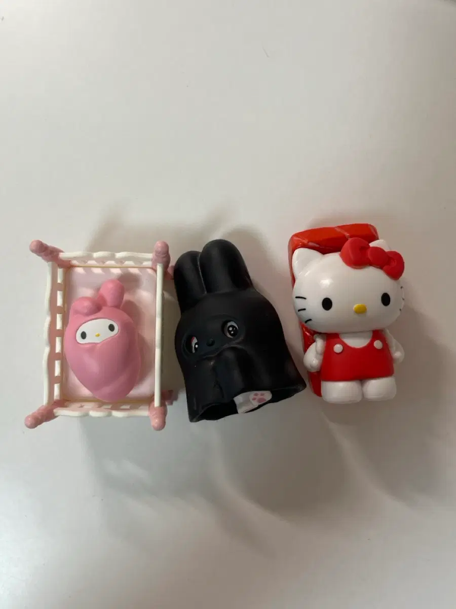 마이멜로디 키티 가챠 피규어