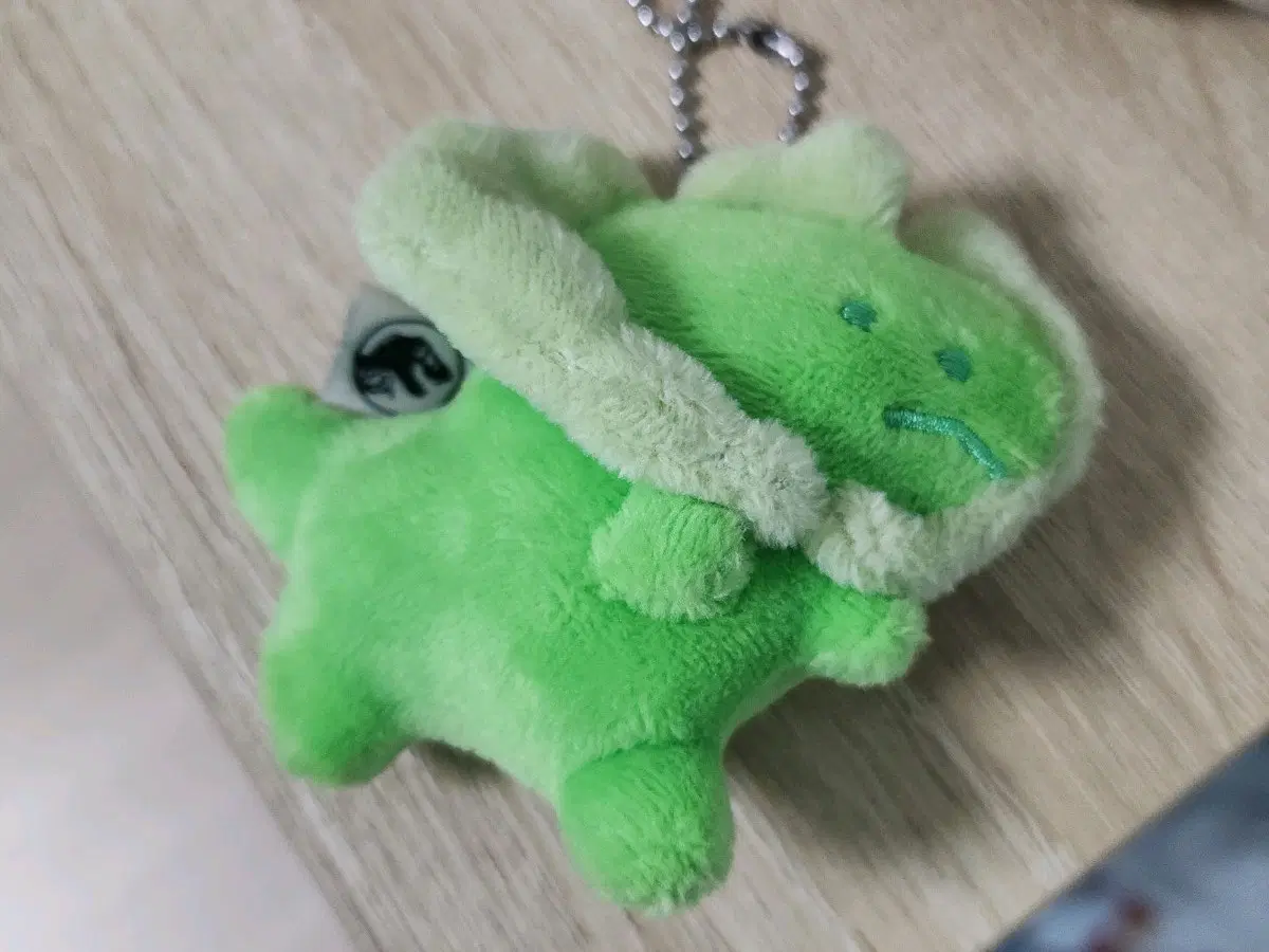 쥬라기월드 딜로포사우루스 키링