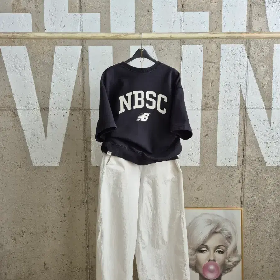 뉴발란스 NBSC 반팔 맨투맨(TS1