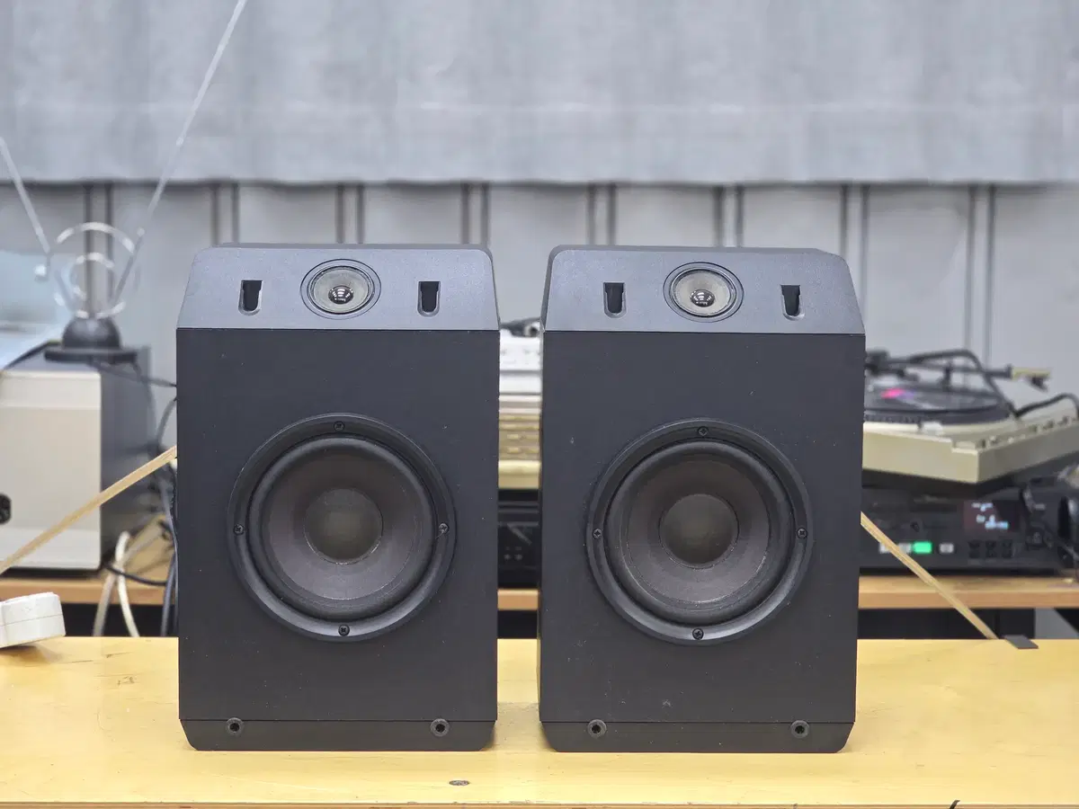 BOSE 201 Series IV