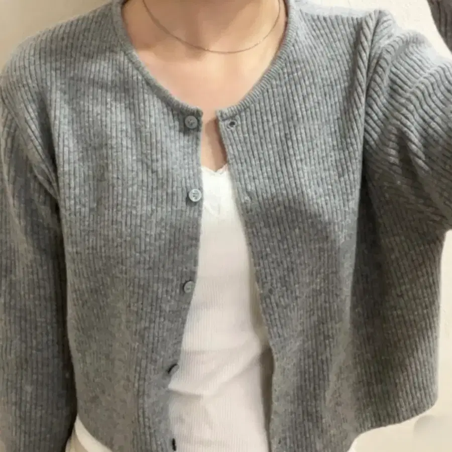 라운드넥 가디건