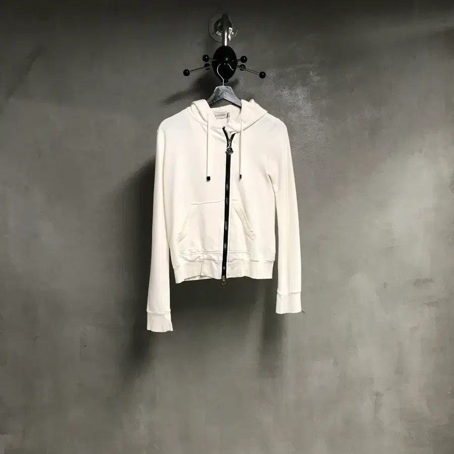 몽클레어 후드 집업 화이트 S(W)