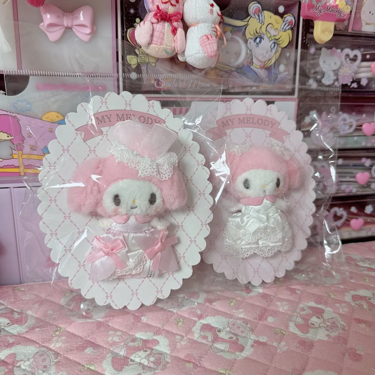 산리오 레이디 마이멜로디 마스코트 브로치 뱃지 2종 일괄