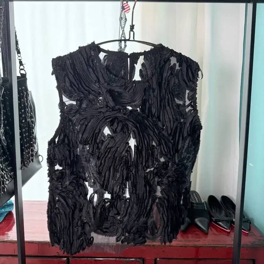 Textured Cut-Jacquard Sleeveless