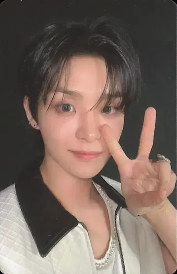 TREASURE BLUE ver. JIHOON PLEASURE 3/3