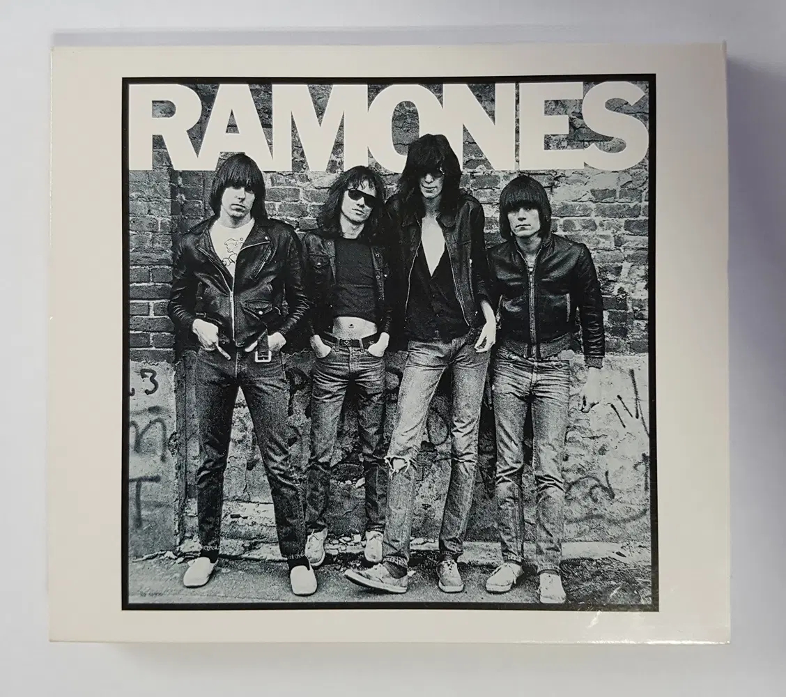 Ramones - Ramones (Remaster) 씨디