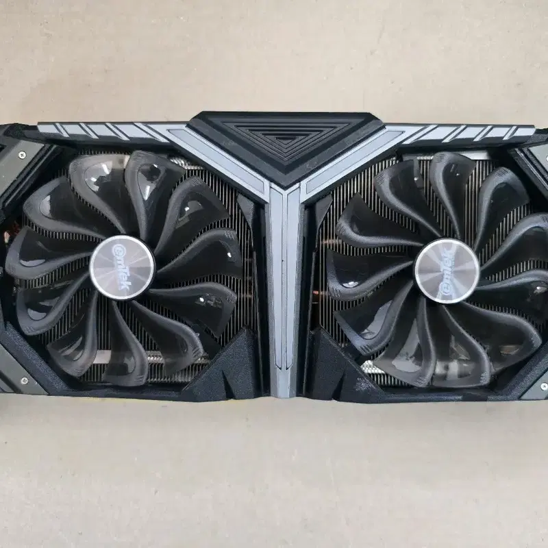 지포스 RTX2080 8GB 그래픽카드 팝니다