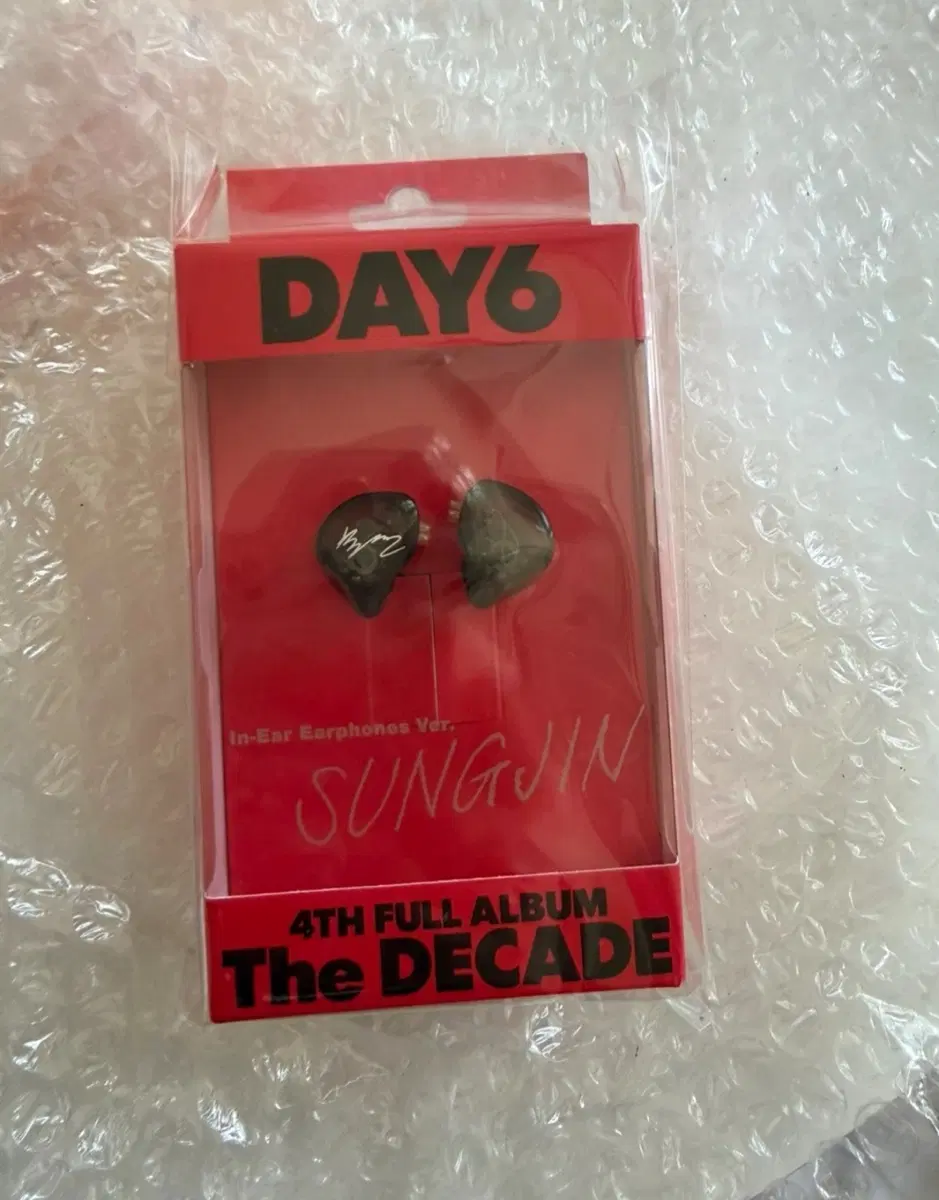 (새상품/미개봉)DAY6 데이식스 성진 인이어 이어폰 4집 The Decade