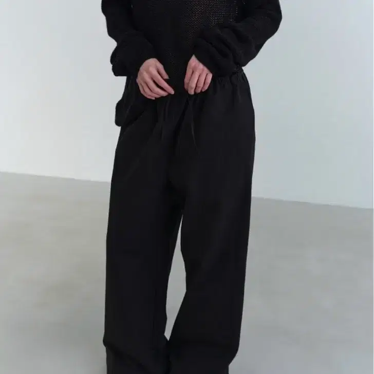오브헤덴 린넨 와이드 팬츠 블랙