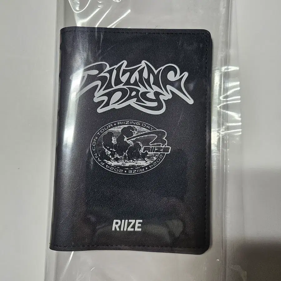 라이즈 RIIZE 여권케이스