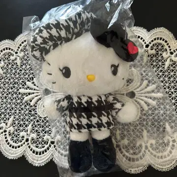 Sanrio 헬로키티 흑백 걸리시 쌍둥이 코디 디자인 시리즈