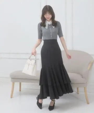 라메 믹스 티어드 머메이드 스커트 블랙 레이스업 백리본
