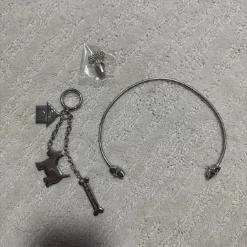 33culb hexagram choker key charm badge