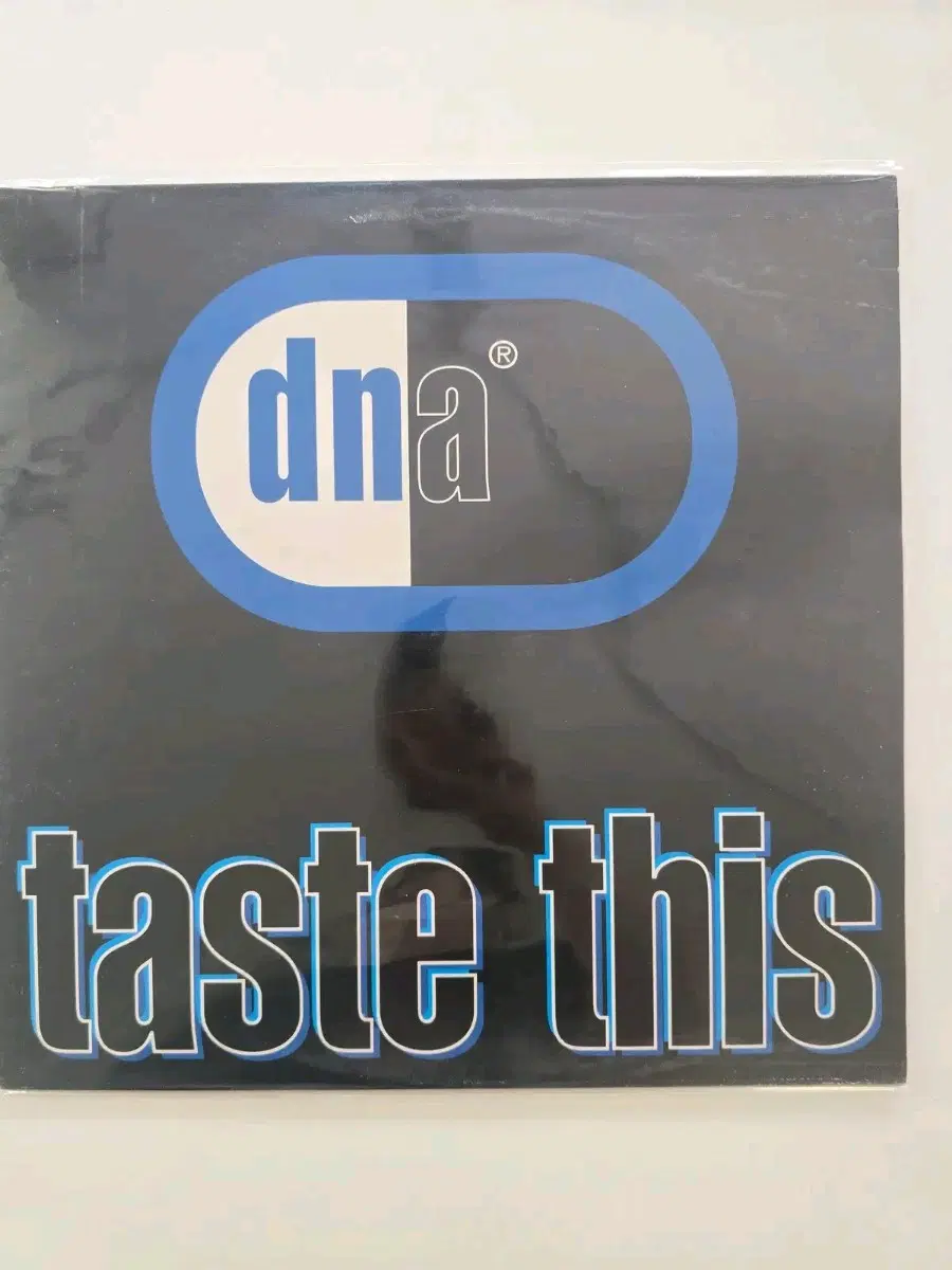디엔에이 LP /DNA - Taste This/ 가사집 있음/ EX+