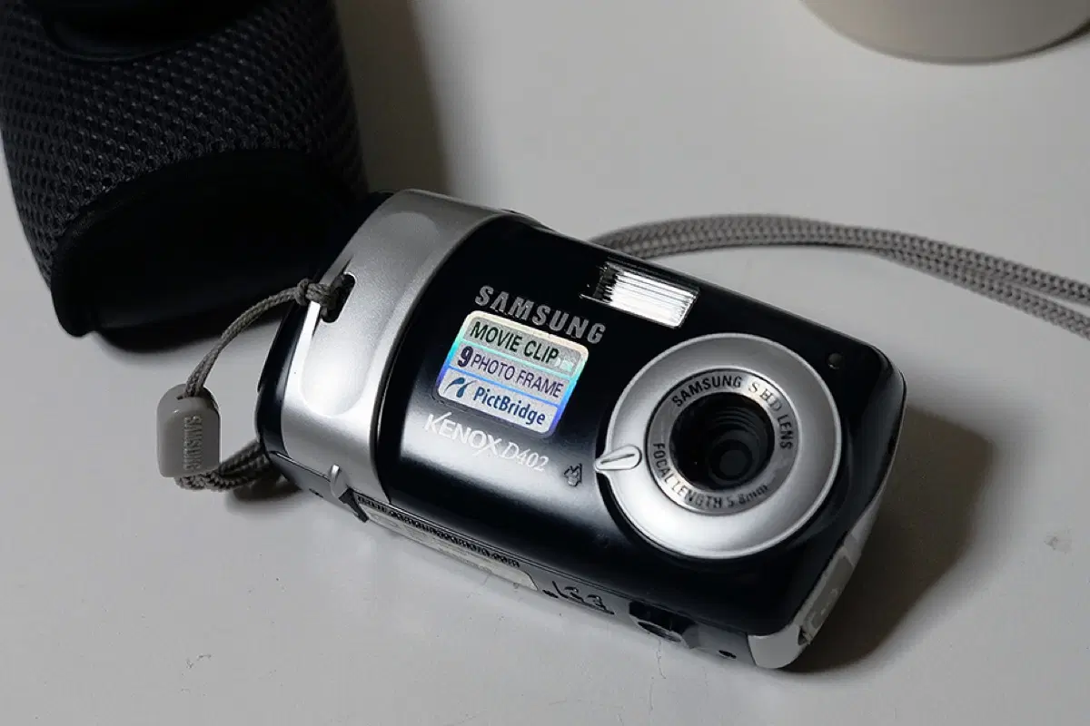Samsung Kenox D402 vintage digital camera