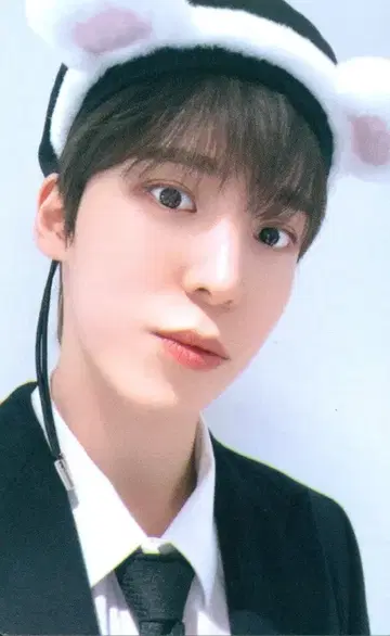 ATEEZ MusicArt VC YUN HO GOLDEN HOUR : Part.1