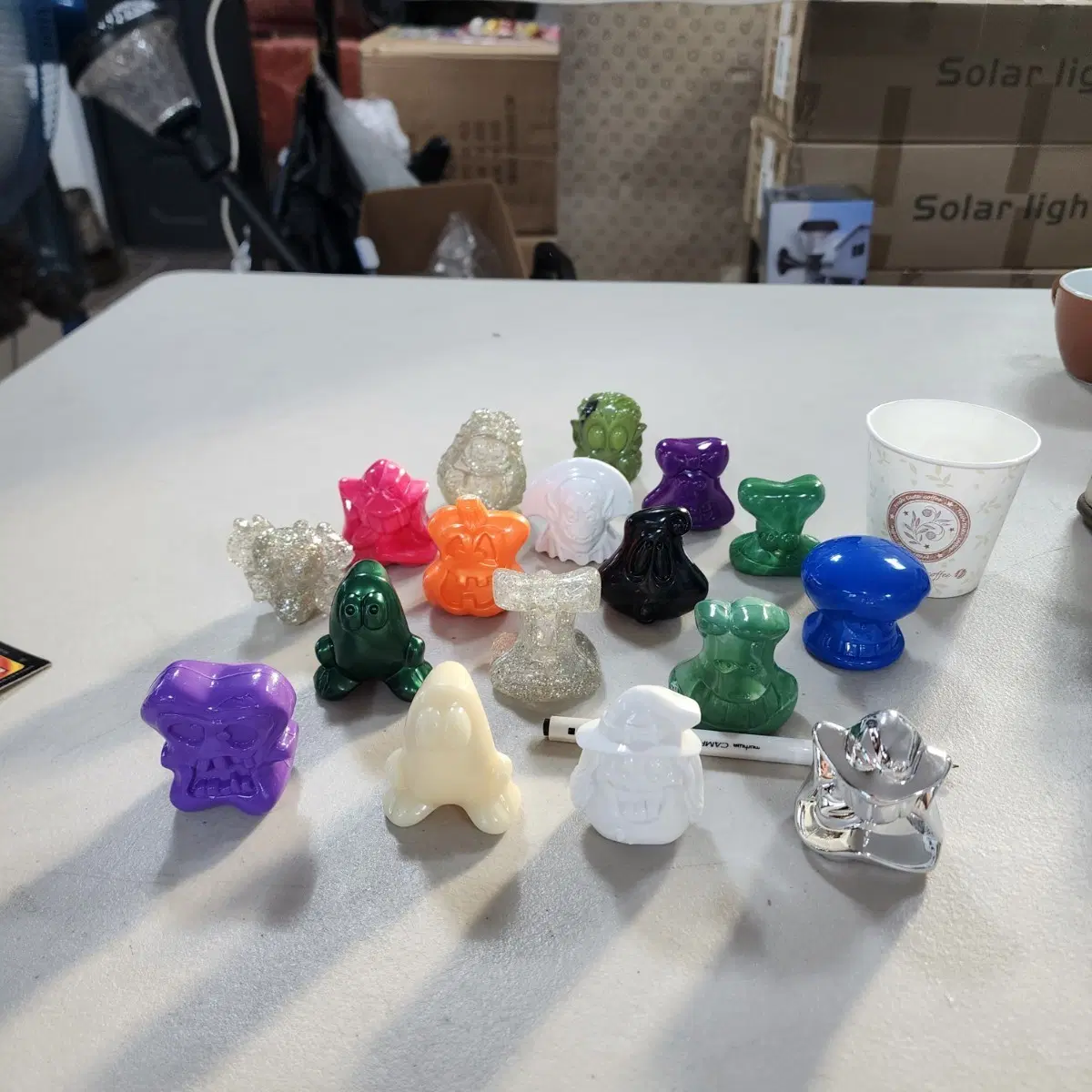 맥도날드 Monster Crazy Bones (또는 Gogo's Crazy Bones 몬스터 크레이지 본즈( 고고스 크레이지 본즈) 17개에85000원 상태좋음