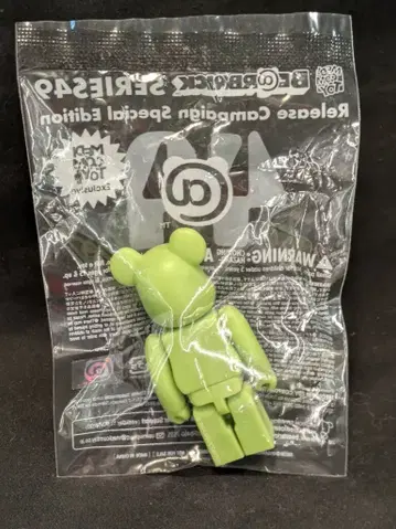MEDICOMTOY BE@RBRICK 릴리스 캠페인 MEDICOM TOY 옐로우 그린 100% 시리즈 49