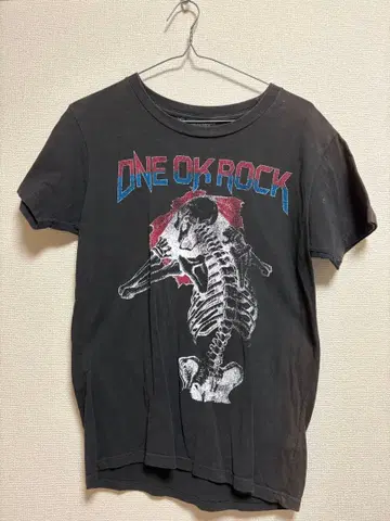 ONE OK ROCK 2016 SPECIAL LIVE 티셔츠