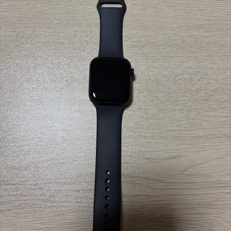 애플워치 se3 44mm gps+셀룰러 미드나잇 배터리100