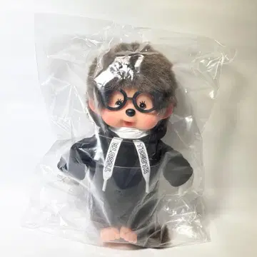 몽치치 TESUTA 콜라보