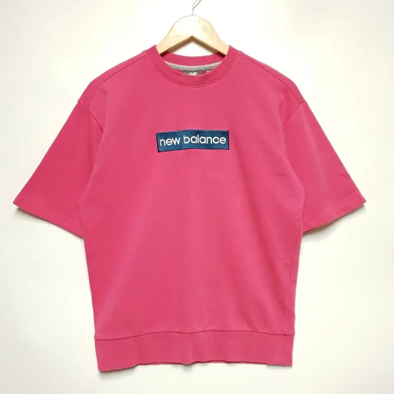 뉴발란스 반팔 맨투맨 90