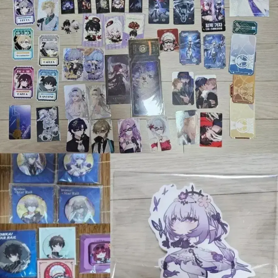 붕괴 스타레일 붕스타 캔뱃지 포카 등신대 단항 개척자 카스토리스 어벤츄린 레이시오 카프카 반디 로빈 선데이 마치세븐스 레카 토파즈 제이드 폼폼 블랙스완 스파클 아케론 경류 브로냐