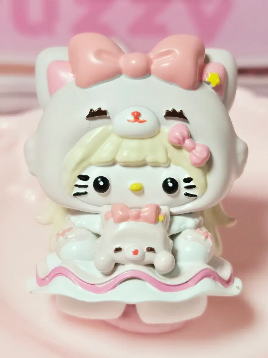 키티 수제 피규어 연보라곰