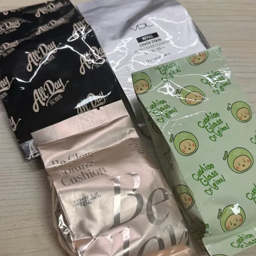 퓌 쿠션,브이디엘 쿠션,에스쁘아쿠션 리필 양도 합니다