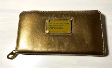 Marc by Marc Jacobs 라운드 지퍼 장지갑 골드 계열