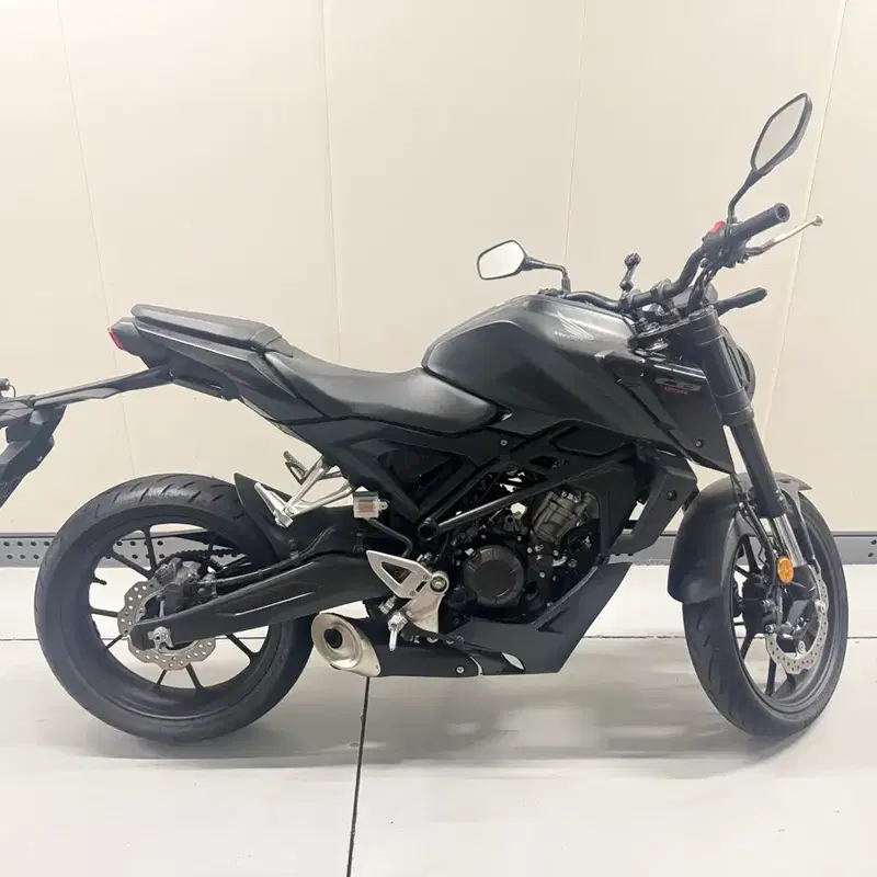 혼다 CB125R (2023년)
