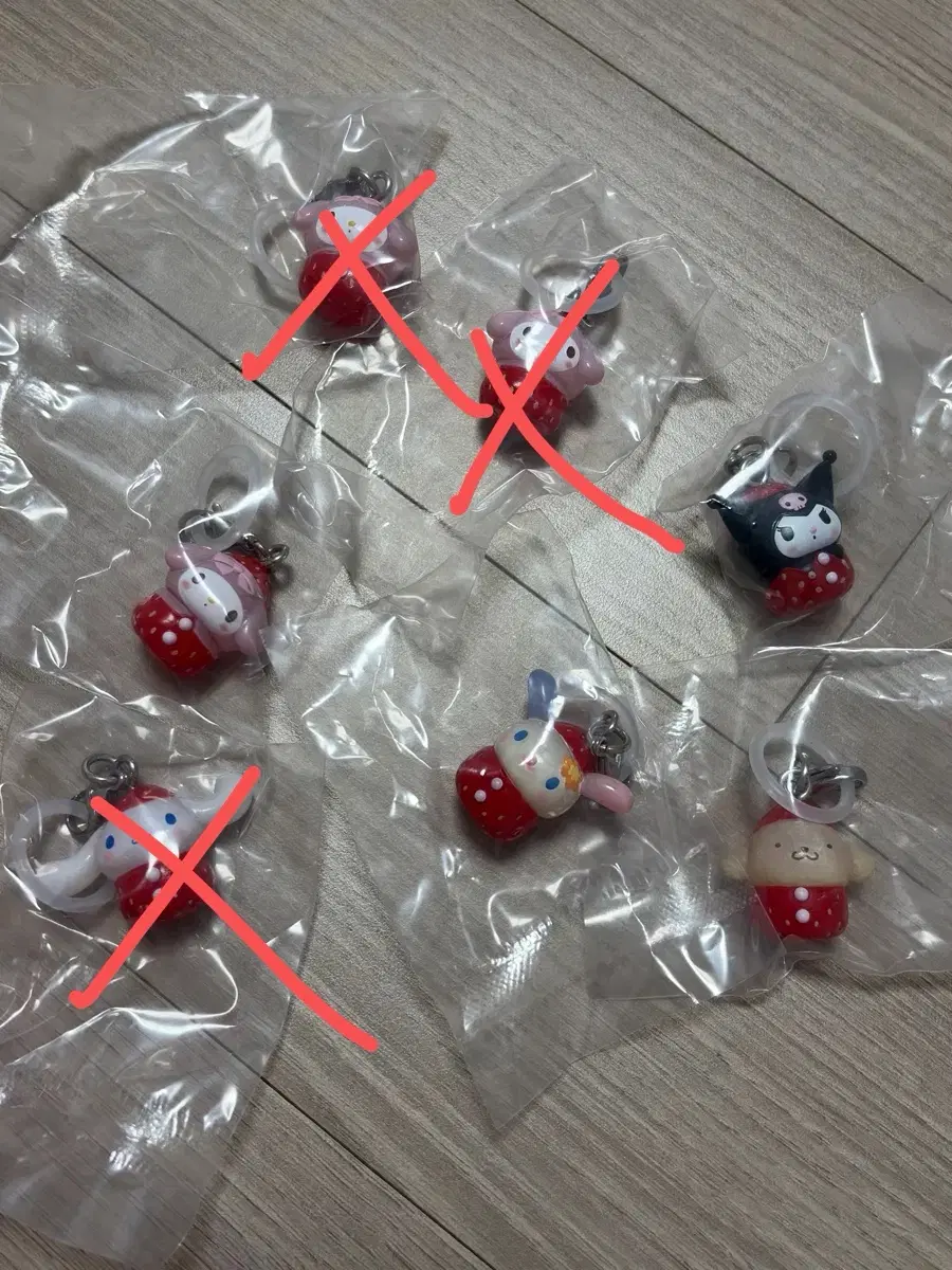 산리오 딸기 메지루시 가챠