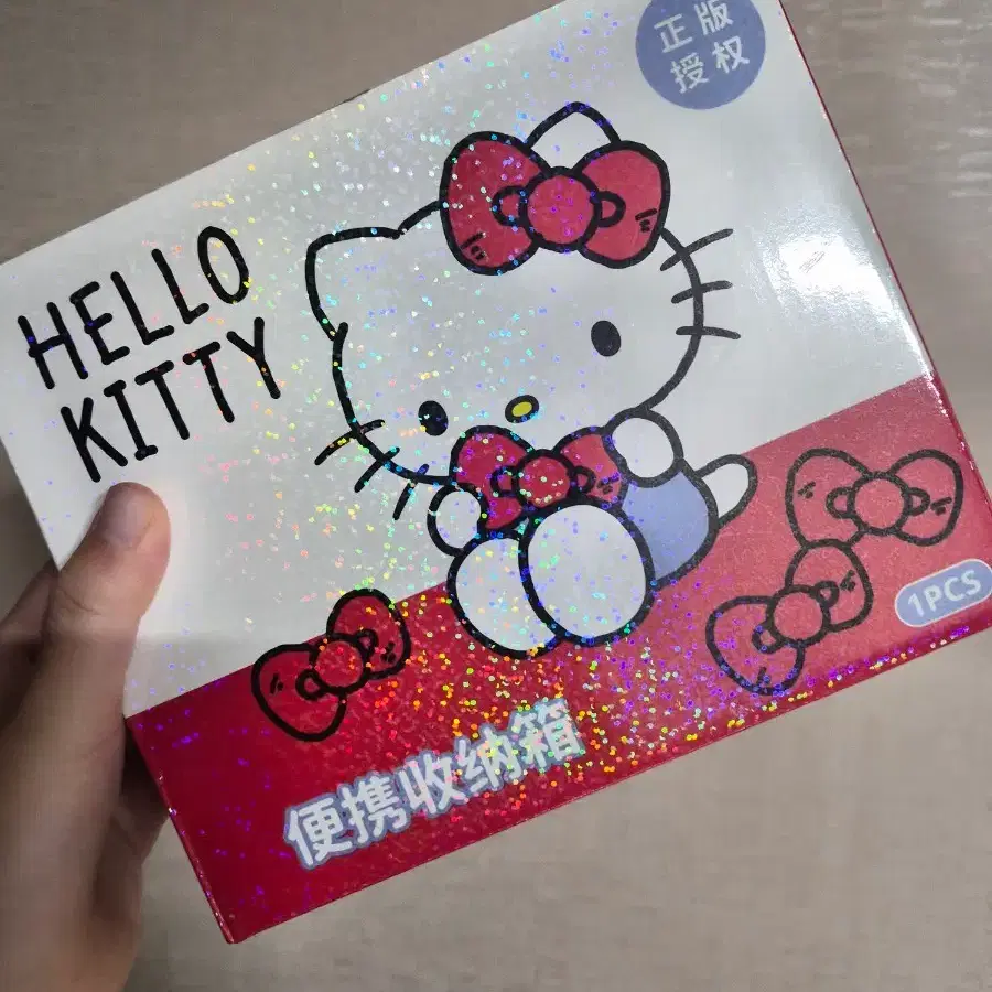 산리오 헬로키티 미니 레디백