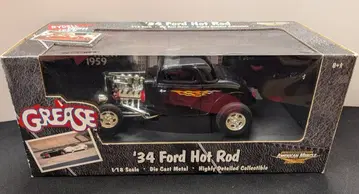 ERTL 1/18 AMERICAN MUSCLE 1932 Ford Hot Rod 36602