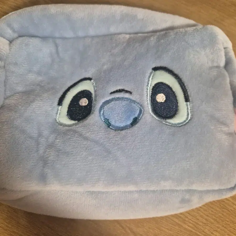 스티치 파우치